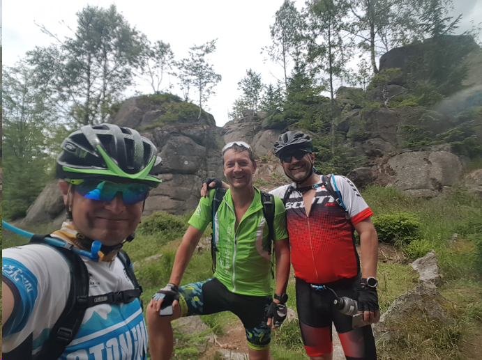 cid:image005.png@01D42429.855905D0